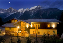 Chalet-Serena-From-back-at-night